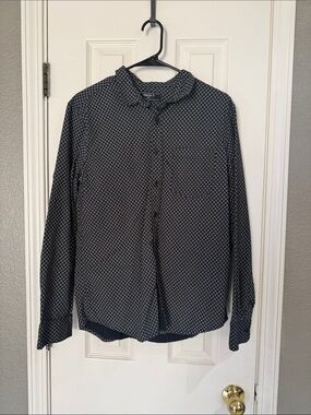 Forever 21 Men's Black Geometric Button-Down Shirt size medium